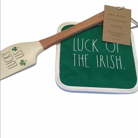Rae Dunn Spatula & Pot Holder Set - Picture 3 of 8